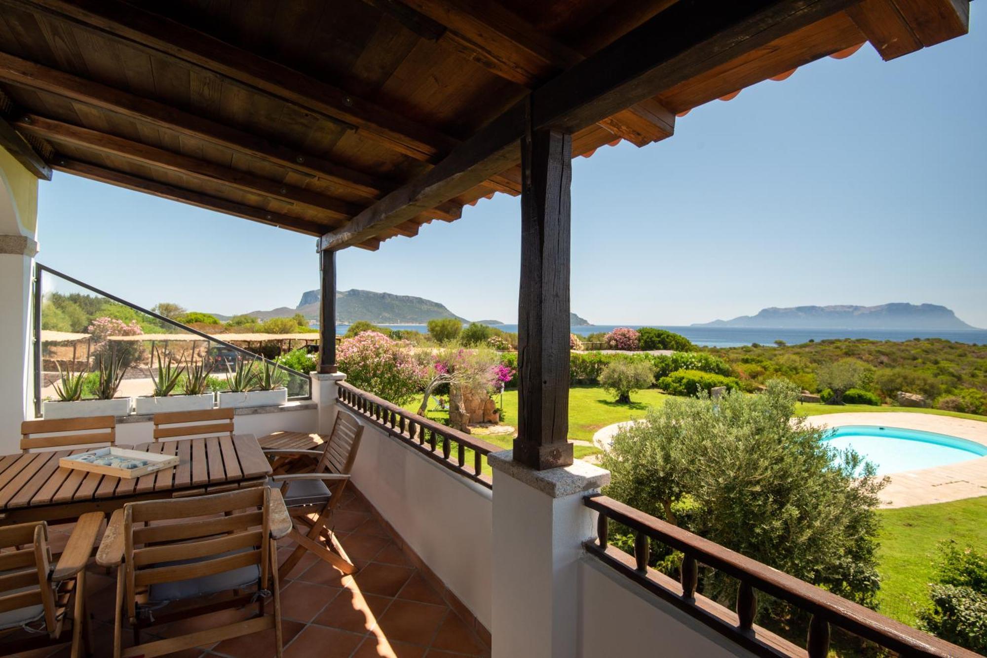 Spiaggia Bianca Pedra Rosa - Your House In Sardinia Golfo Aranci Room photo